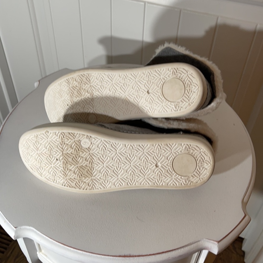 NWOT Madden Girl Musee Sneaker - Picture 10 of 10